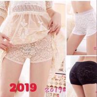 Quần mặc váy Dambo về thêm