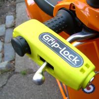 Khóa tay ga tay thắng Grip Lock