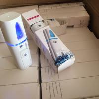 Máy xông mặt xịt khoáng nano cầm tay