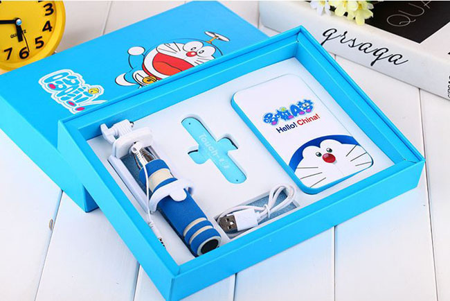 Bán buôn bộ combo sạc dự phòng , cáp sạc và gậy tự sướng