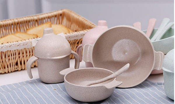 Bộ bát ăn dặm kèm bình sữa làm từ lúa mạch