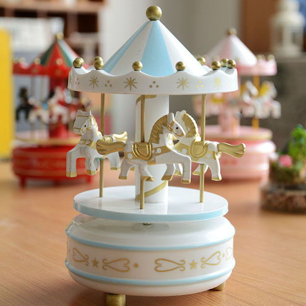 Bộ đồ chơi đu quay bằng gỗ có nhạc cho bé
