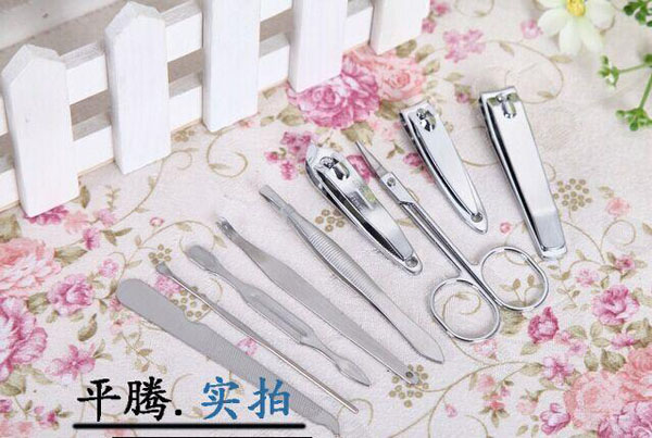 Bán buôn bộ kềm cắt móng 9 món hộp vuông