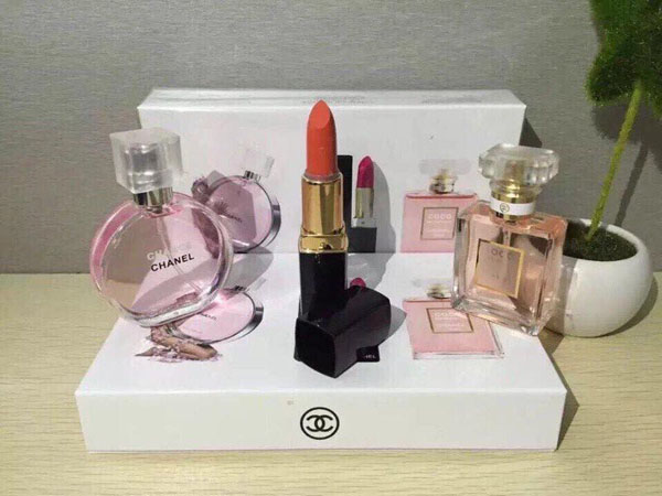 Bán buôn bộ mỹ phẩm Chanel 3 món cao cấp