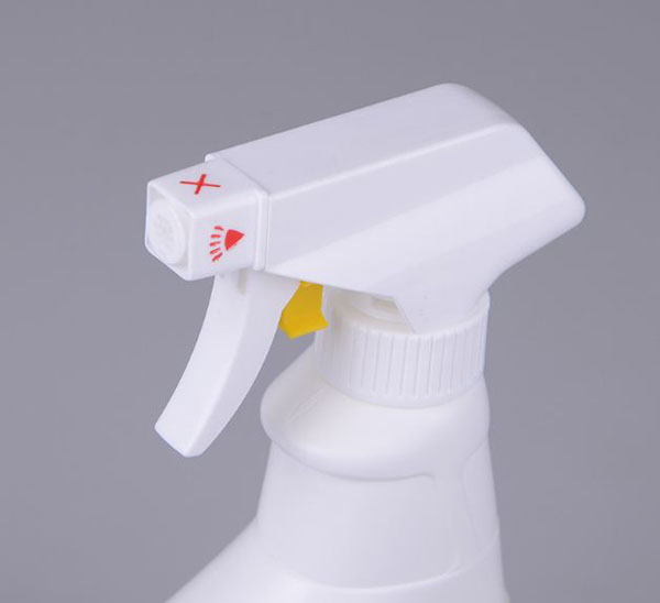 Chai xịt vệ sinh nhà bếp Rocket Mold Remover