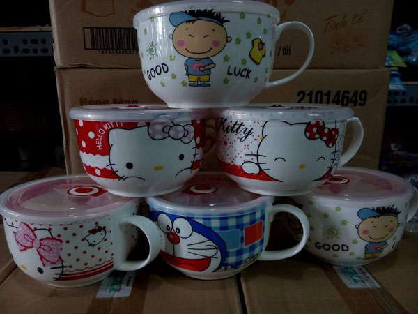 Bán sỉ cốc ăn mỳ xinh xắn có nắp hút chân không
