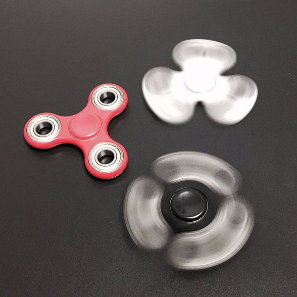 Bán buôn con quay thần kỳ Hand Spinner - Fidget Spinner