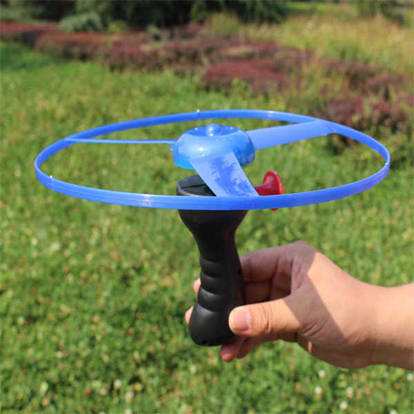 Bán buôn đồ chơi đĩa bay ufo phát sáng