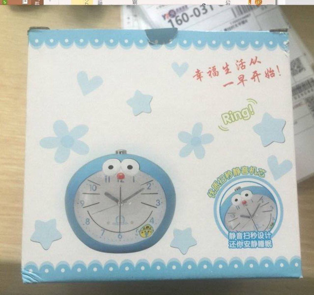 Đồng hồ báo thức doremon xinh xắn