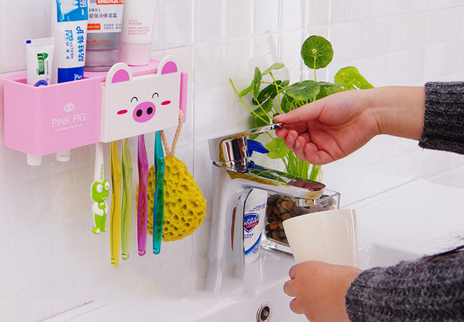 Bán buôn dụng cụ treo bàn chải đánh răng hình chú heo