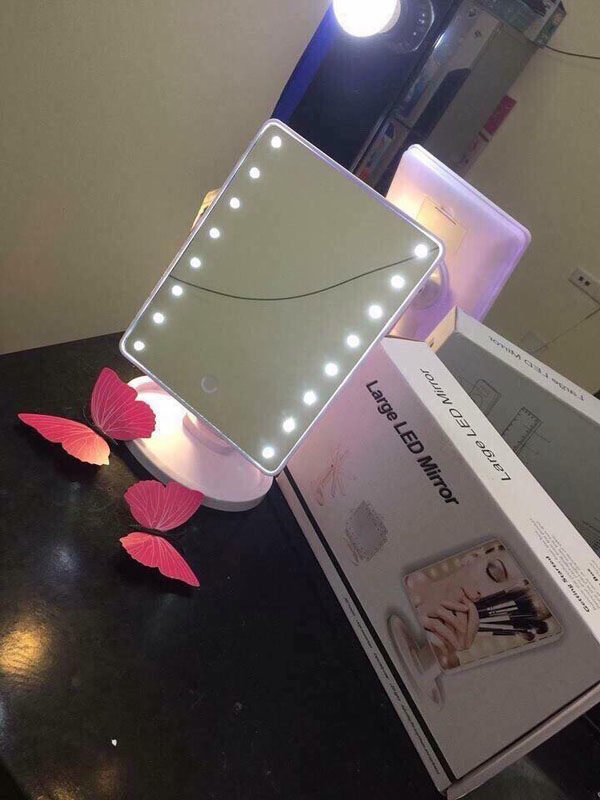 Bán sỉ gương trang điểm để bàn có đèn led
