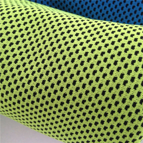 Khăn lạnh Ice Towel làm mát cực nhanh