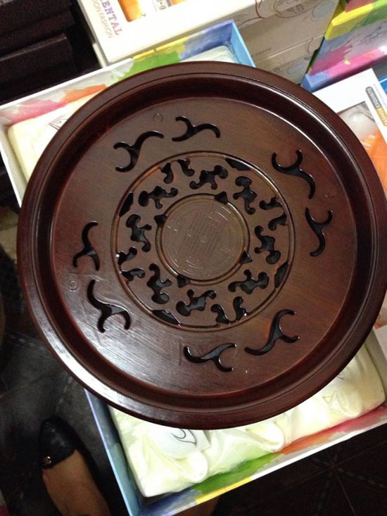 Khay trà giả gỗ sang trọng