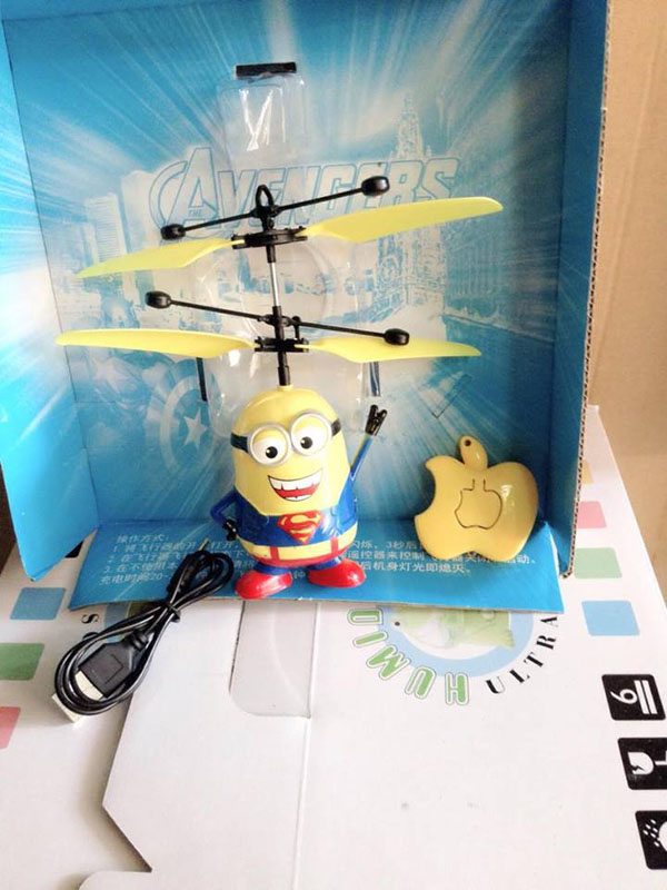 Máy báy điều khiển cảm ứng minion avengers