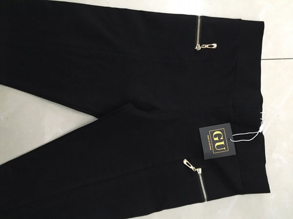 Quần legging Gu kèm túi sang trọng
