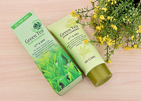 Bán sỉ sữa rửa mặt làm trắng da 3W Clinic 100ml