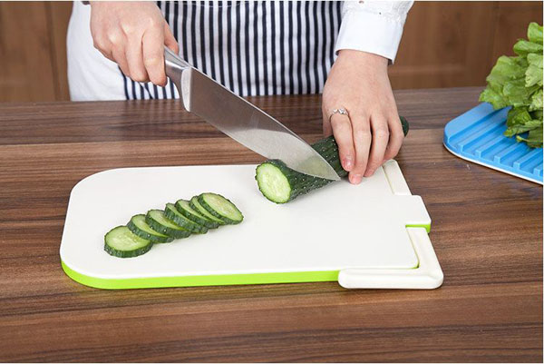 Thớt có chân kiêm mặt úp bát