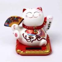 Mèo Chiêu Tài Chạy Năng Lượng Mặt Trời