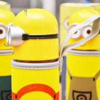 Bình nước giữ nhiệt minion