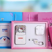 Bộ combo sạc dự phòng ,dây sạc , tai nghe đáng yêu