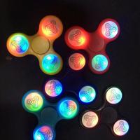 Con quay Spinner có đèn led phát sáng