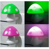 Đèn ngủ cảm ứng ánh sáng hình nấm