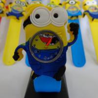 Đồng hồ minion cho bé