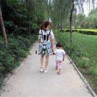 Xe đẩy 3 bánh gấp gọn thông minh cho bé